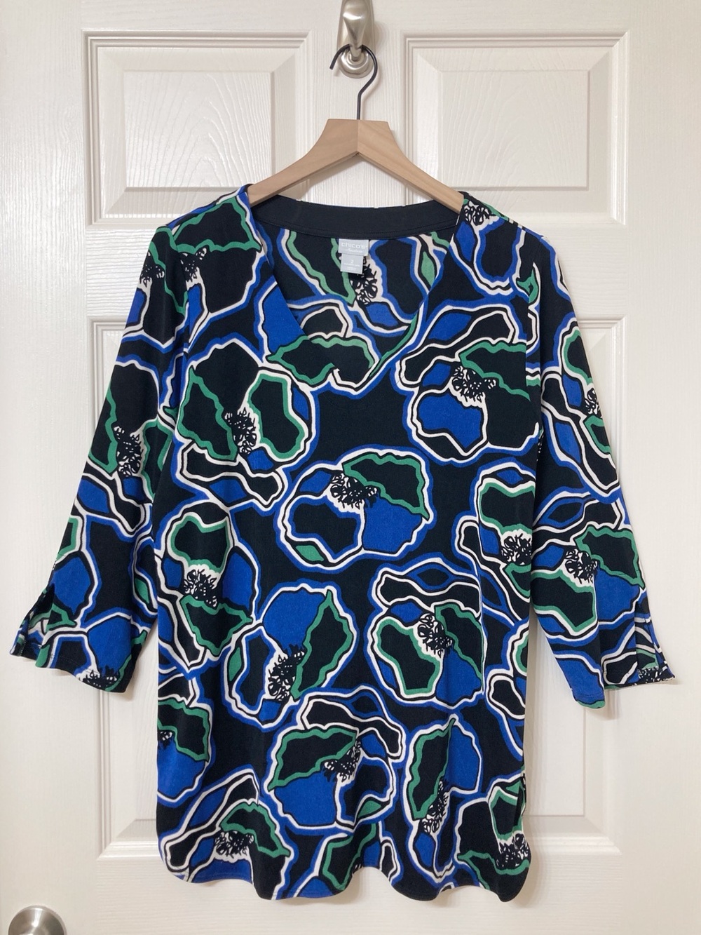 Chico's 2 Travelers Black Blue Bold Floral Slinky Tunic Shirt Large Resort Artsy